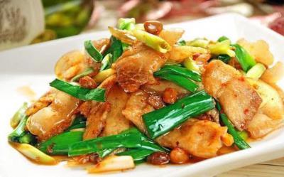四川風(fēng)味小吃蒜苗回鍋肉，你吃過了嗎？