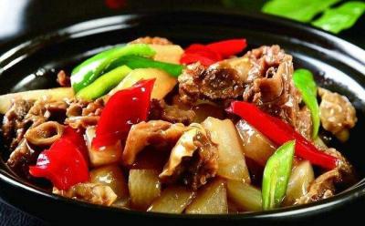 四川砂鍋菜技術(shù)練習(xí)學(xué)校哪里好？調(diào)味品的配比技術(shù)
