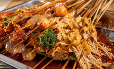 重慶冷鍋串技術(shù)培訓(xùn)哪里好？學(xué)習(xí)正宗的串串香技術(shù)實(shí)踐