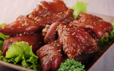 在哪里可以培訓(xùn)烤豬腳技術(shù)？烤豬蹄技術(shù)實(shí)踐