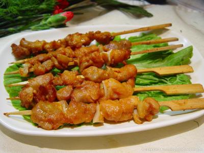 餐飲創(chuàng)業(yè)項(xiàng)目，無(wú)煙燒烤技術(shù)培訓(xùn)哪里比較好？