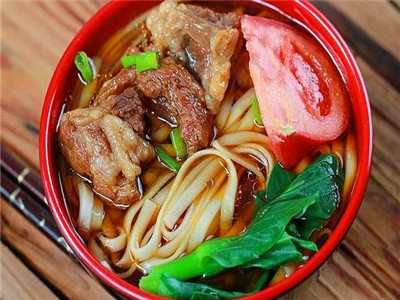 牛肉面食技術培訓班哪里比較好？牛肉面食培訓學校