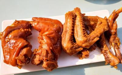 成都熟食鹵菜技術培訓學校哪里好？成都蜀味緣的鹵菜技術培訓