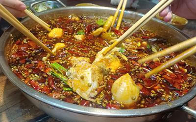 成都火鍋美蛙魚哪里教學(xué)好？學(xué)習(xí)美蛙魚要多久