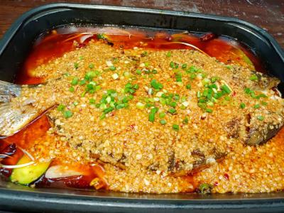 烤魚技術(shù)培訓(xùn)哪家好一點(diǎn)？四川烤魚培訓(xùn)機(jī)構(gòu)