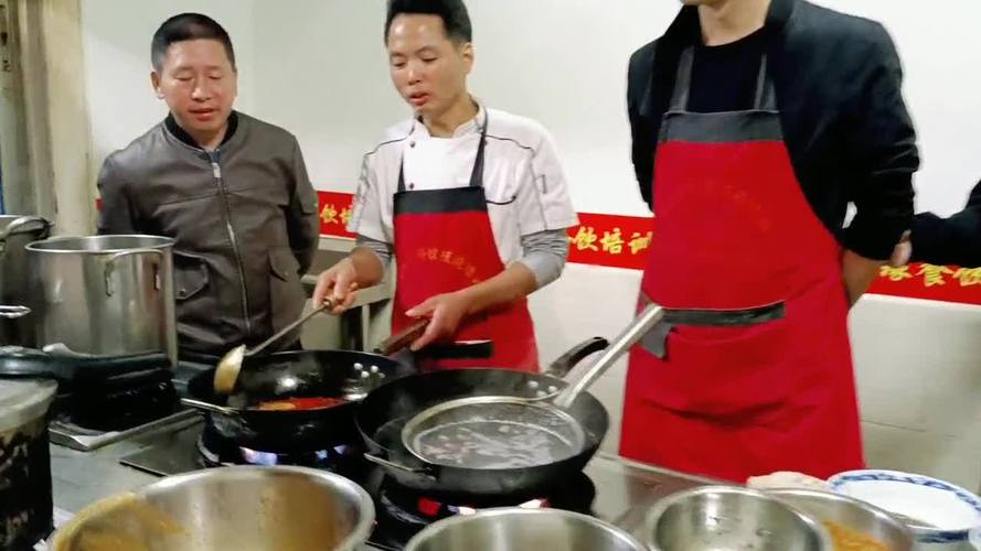學(xué)各種面食技術(shù)培訓(xùn)哪家好？蜀味緣早餐技術(shù)培訓(xùn)